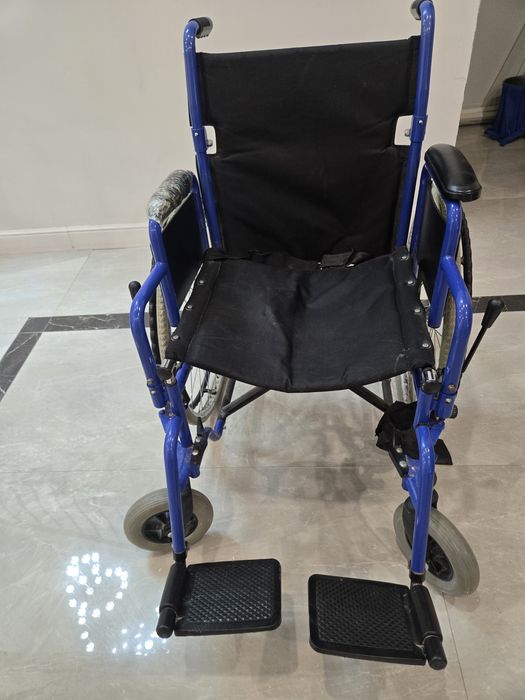 Инвалидная коляска