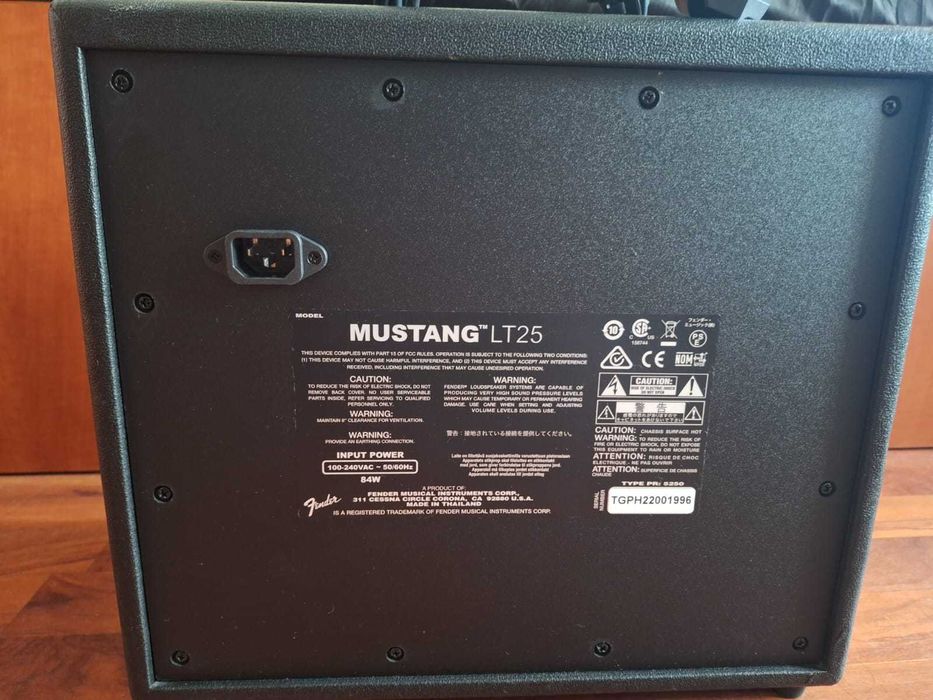 Vand amplificator chitara electrica