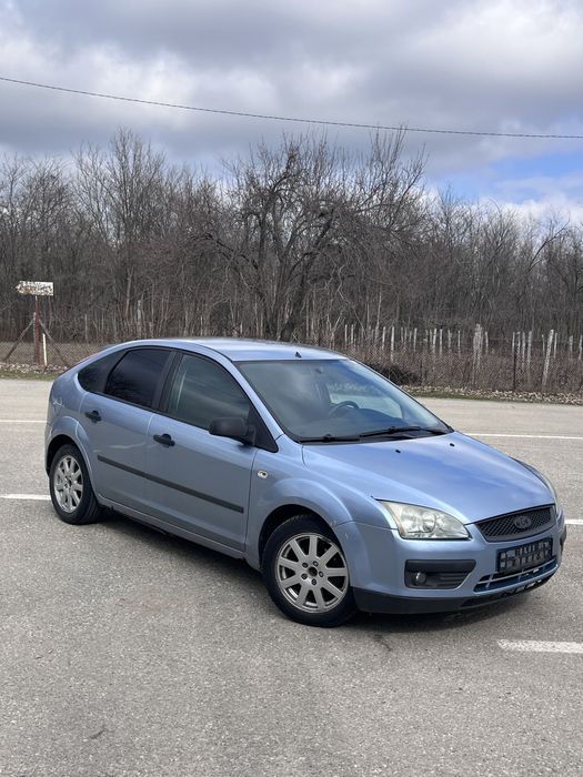 Dezmembrez Ford Focus 1.6 TDCI