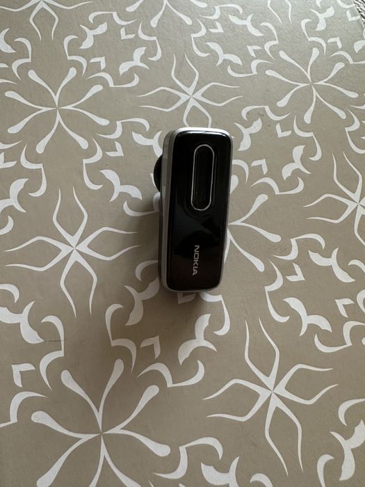 Наушник bluetooth