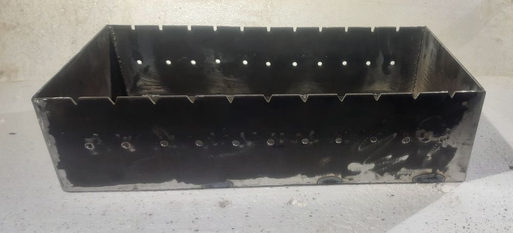 Продаю мангал на ножках