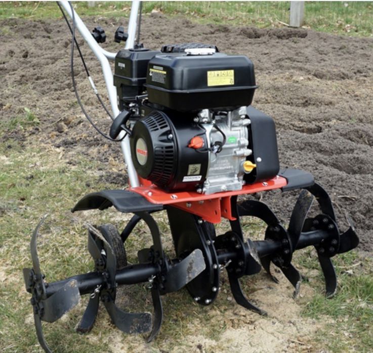 Копаем огород культиватором