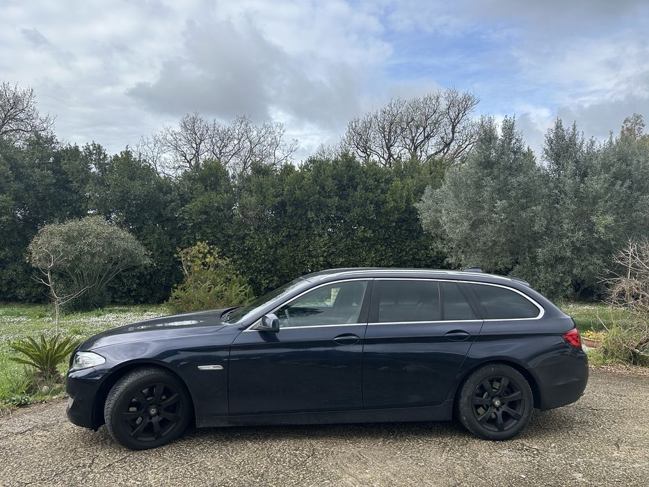 BMW SERIA 5-F11 an 2012 / 2.0Tdi-184cp/ AUTOMAT/Piele/Navi/ HEAD UP!