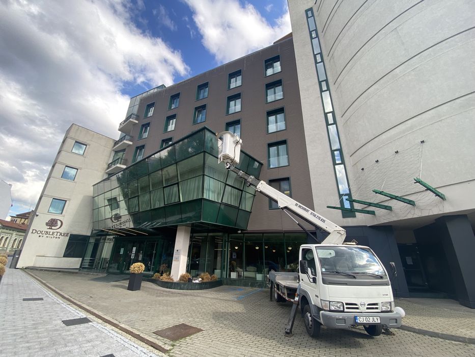 Inchiriez nacela PRB si prestez servicii ( ridica pana la 18m)