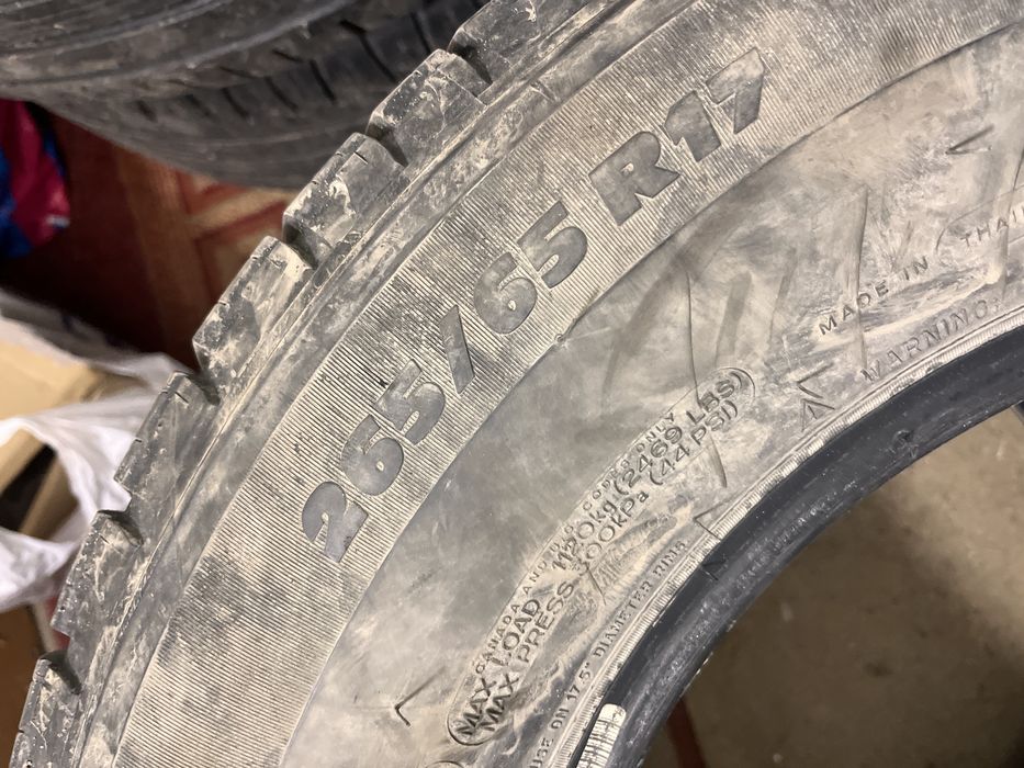 Продам шины Michelin 265/65/17