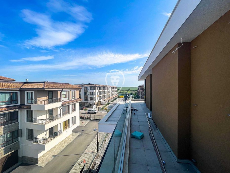 Продава се Тристаен апартамент в Бургас, Сарафово - 152 кв.м за 1507 €/кв.м - Снимка #4