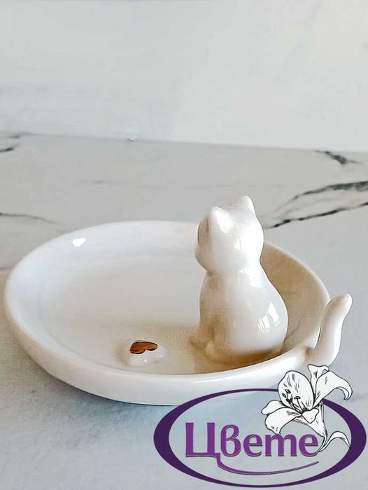 Керамични поставки за бижута