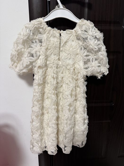 Детска официална рокличка ZARA