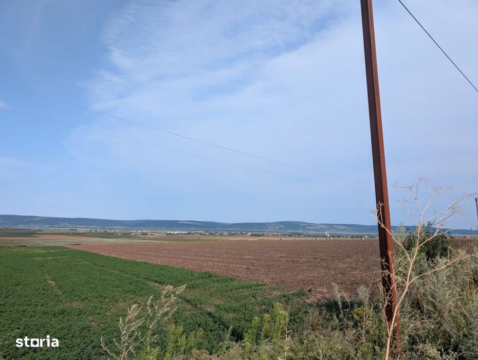 Sarata- langa Mun. Bacau- 4000 mp- oportunitate investitie