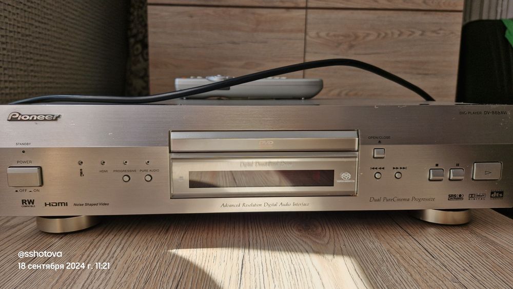 DVD-проигрыватель Pioneer DV-868AVi