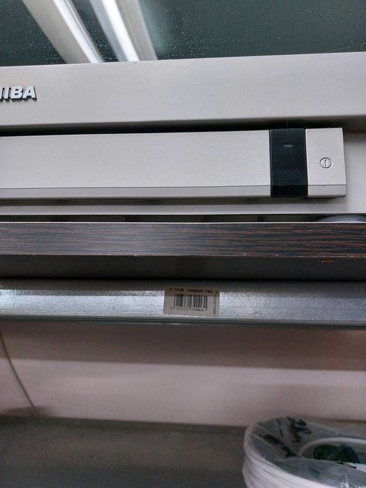 Телевизор Toshiba 29VH37P (29" Flat CRT 100Hz) — Перфектен за Ретро Гейминг!