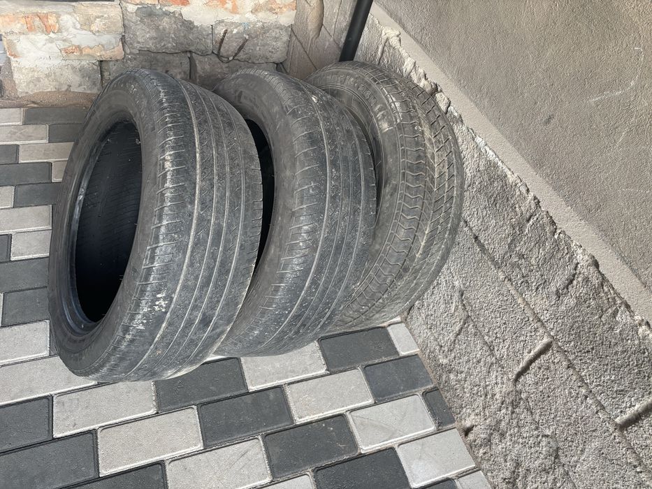 Продаю шины летние