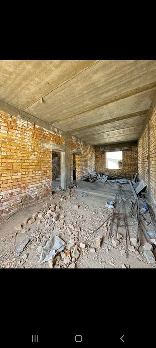 Сергели узгариш 2.5 сотки 7 комнат 2 этажа