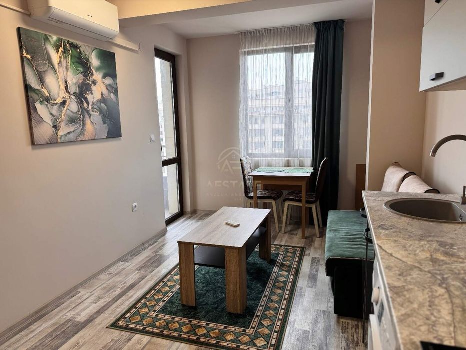 Продава се Тристаен апартамент в Плевен, Дружба 3 - 93 кв.м за 1484 €/кв.м - Снимка #8