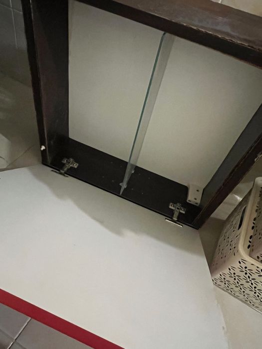 Настенный шкаф 2 маленький