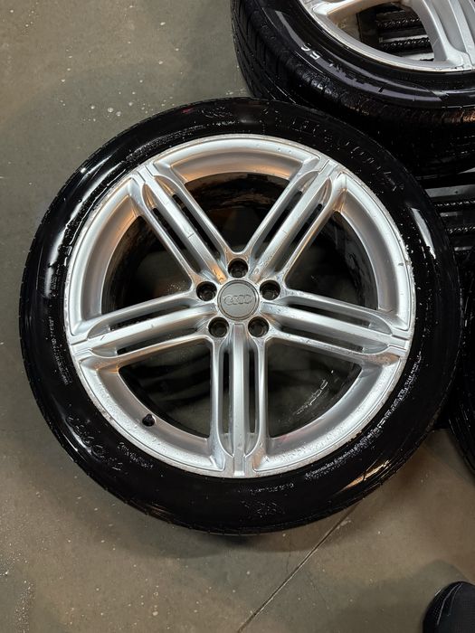 Jante originale Audi Q5 20” cu anvelope de vara, profil 70%, dot 2023