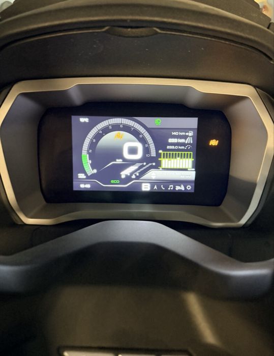 Piaggio MP3 Exclusive 530