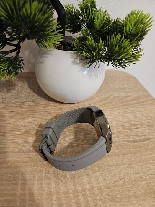 Ceas GUESS Legacy GUW1048G1