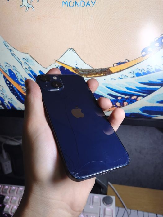 Продам iphone 13 128gb все в родне