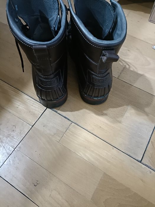 Ghete UGG Bărbați măsura 45 in stare buna