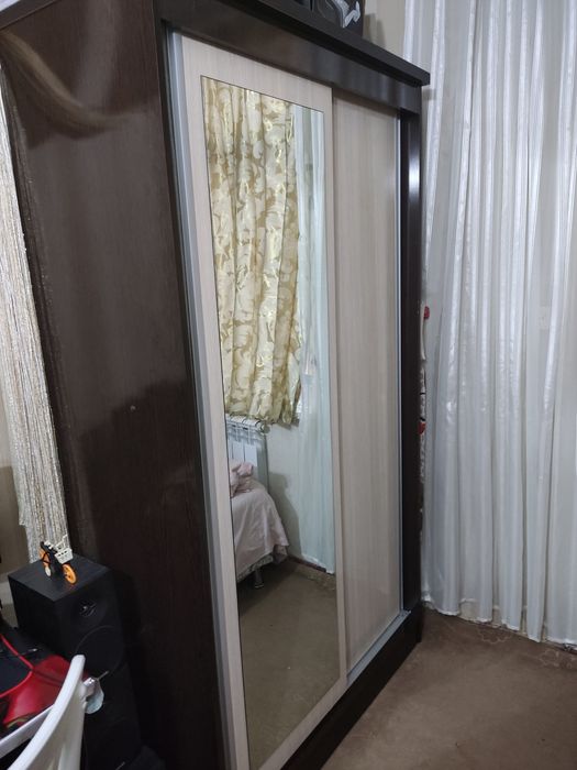 Срочно продам шкаф купе