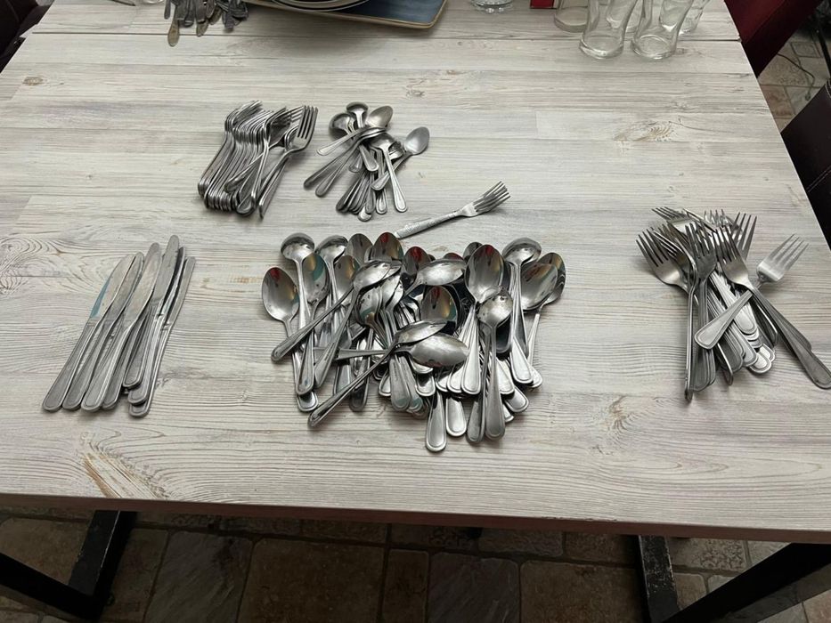 Продаю посуду для кафе и ресторанов