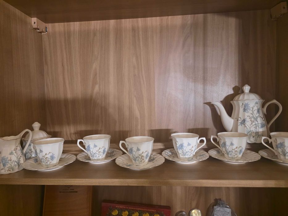 Сервиз за кафе от костен порцелан