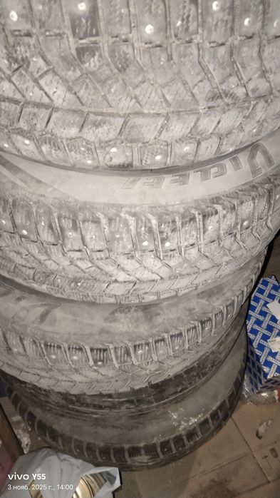 Продам зимние шины