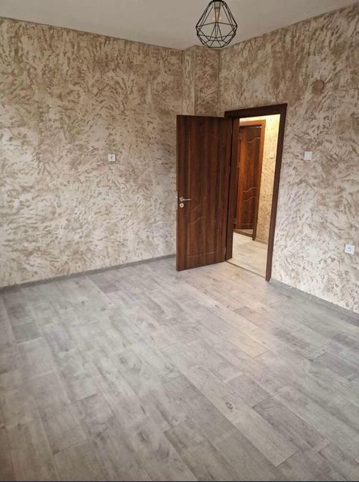 Дава се под наем Етаж от къща в София, Овча купел - 98 кв.м за 600 € - Снимка #1