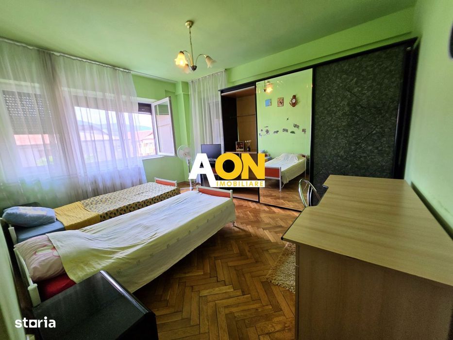 Apartament 4 Camere,  2 Bai. Zona Closca, 103mp Utili