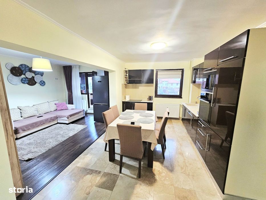 Dau în chirie apartament modern 3 camere-strada Lacul Roșu Rogerius