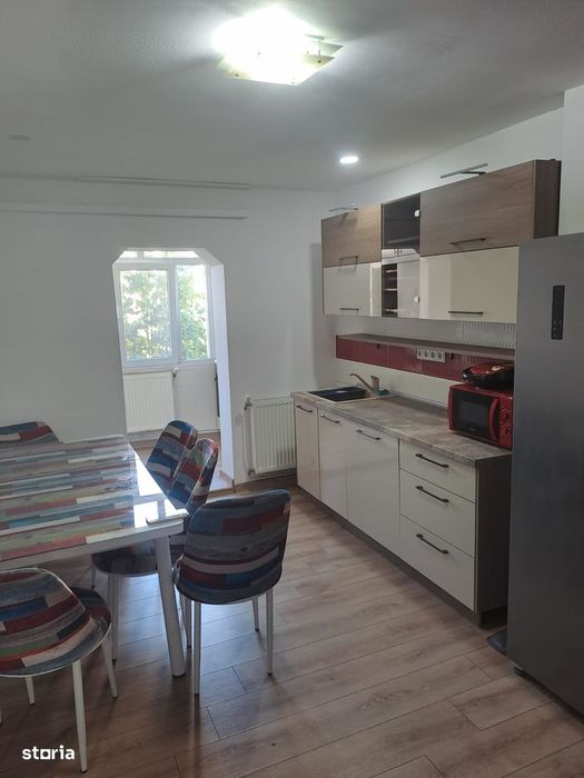 Apartament 2 camere 55 mp - etajul 2, zona Stadion
