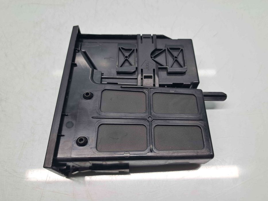 Unitate multimedia Volkswagen Passat B7 (362) [Fabr 2010-2014] 5N0035