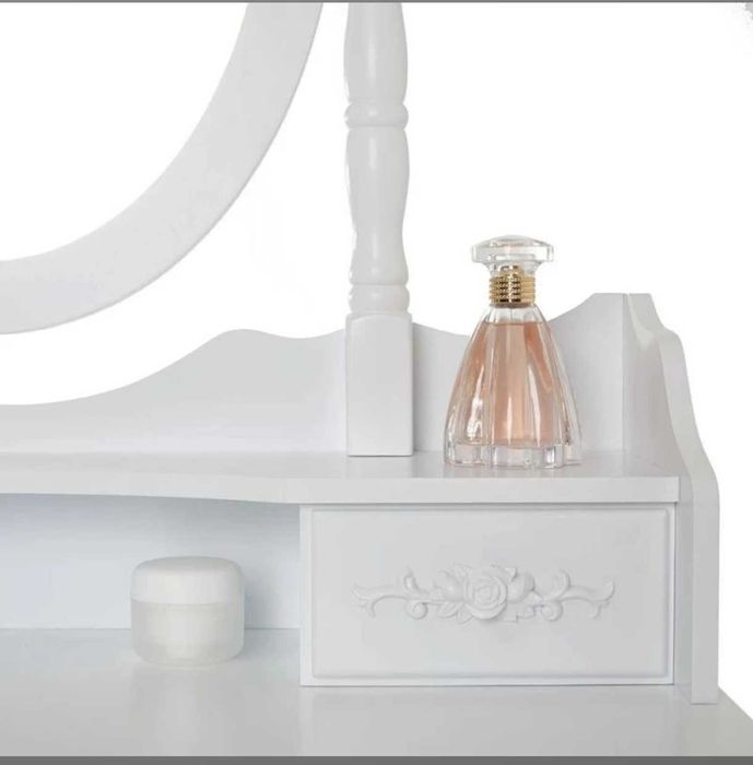 Vând mobila pentru gătit mireasa nouă