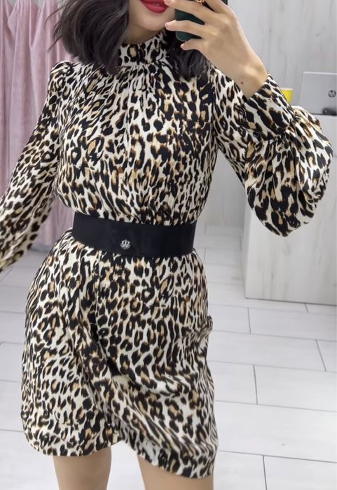 Платье с принтом леопард