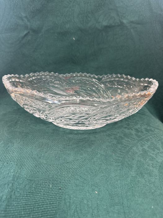 Руски и български кристал-сервиз за торта, вази, фруктиери и  др.