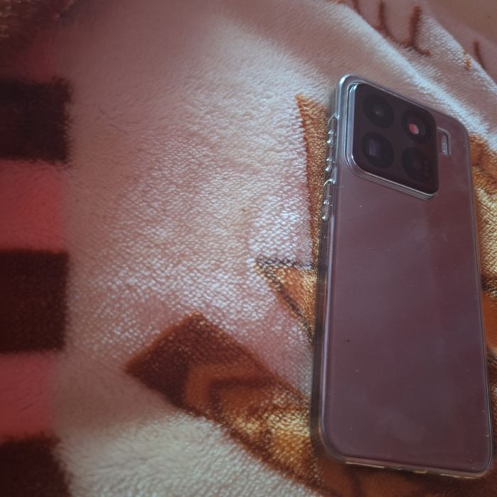 Vand telefon  M15 pro