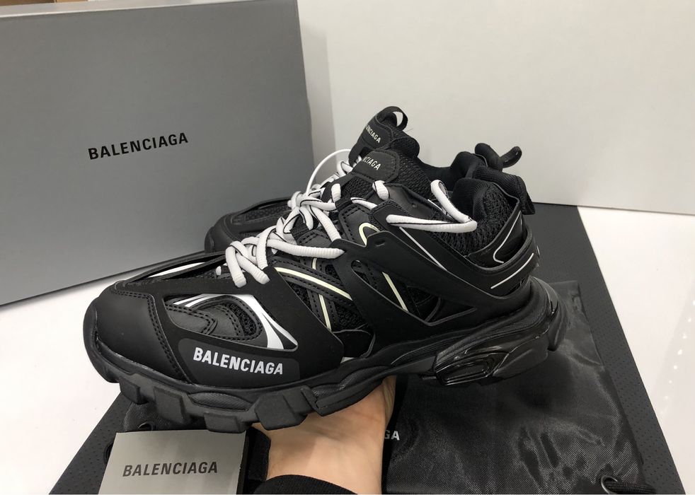 Balenciaga Track Black/White Stripe Balenciaga Track Made Vietnam