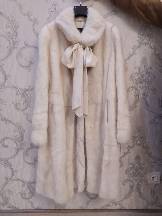 Шубка производство италия…..