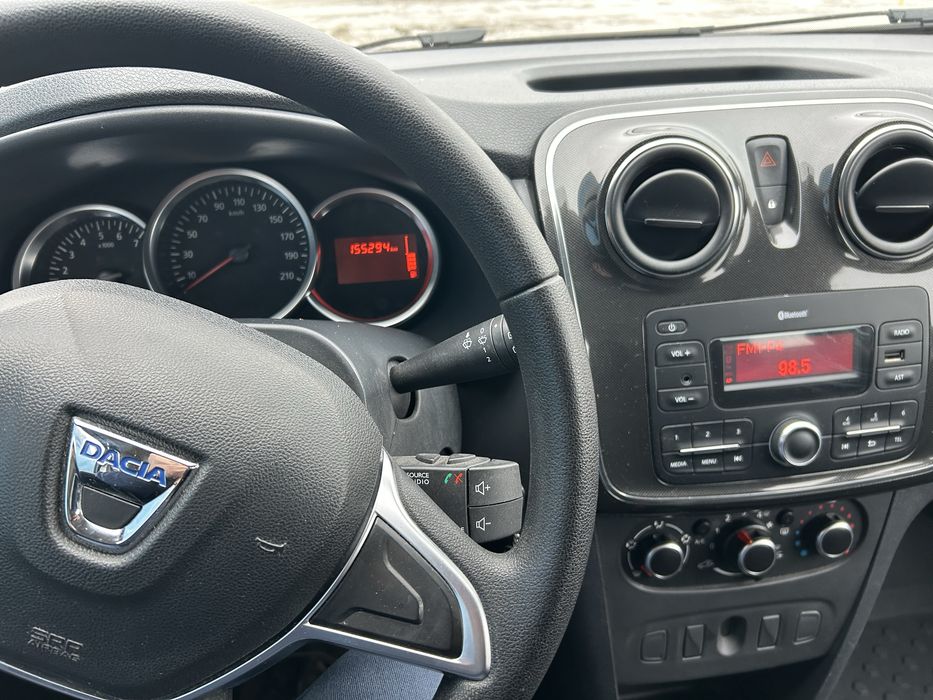 De vanzare Dacia sandero 1.0 benzina