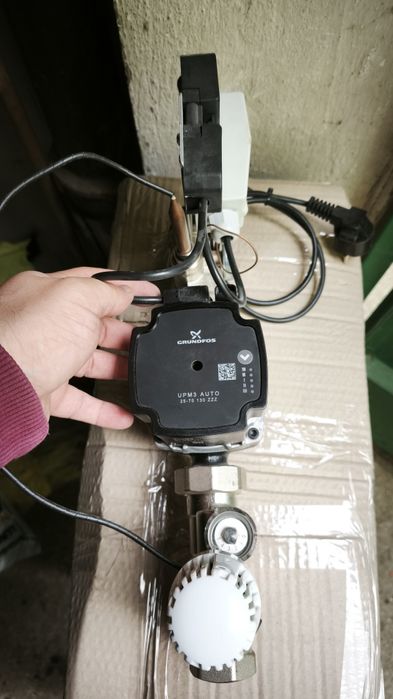 Grup pompare,termostat,actuatoare,centru comanda încălzire  pardoseala