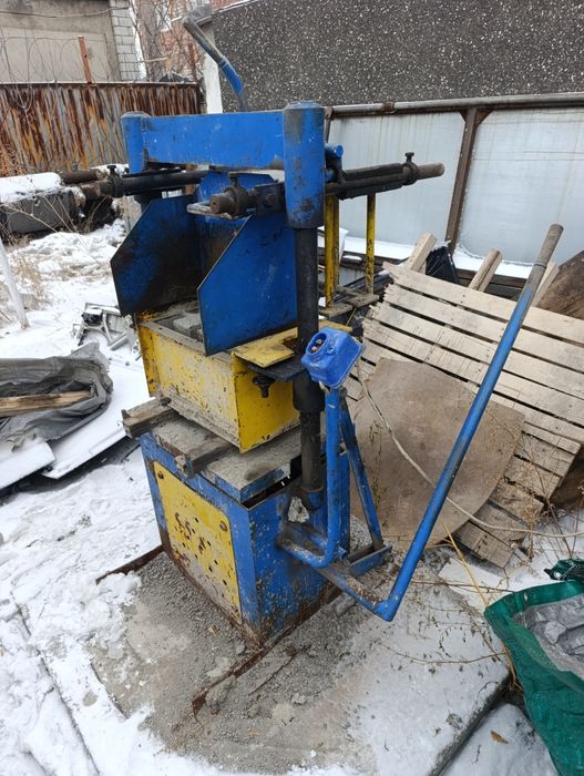 Вибропресс пескоблока