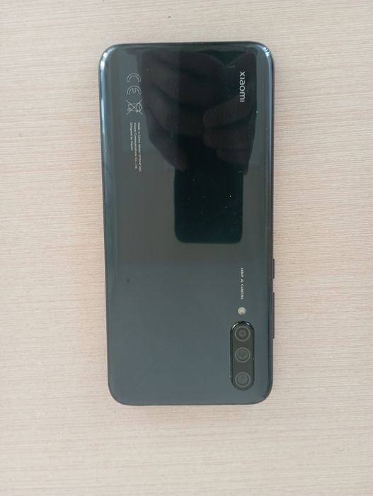 Продаётся смартфон Xiaomi Mi 9 Lite
