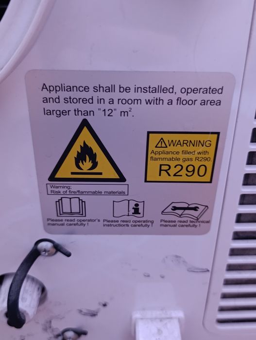 Подвижен климатик Finlux PAC12HC (12 000 BTU)