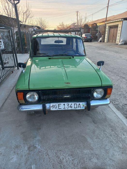 Moskvich 412.     .