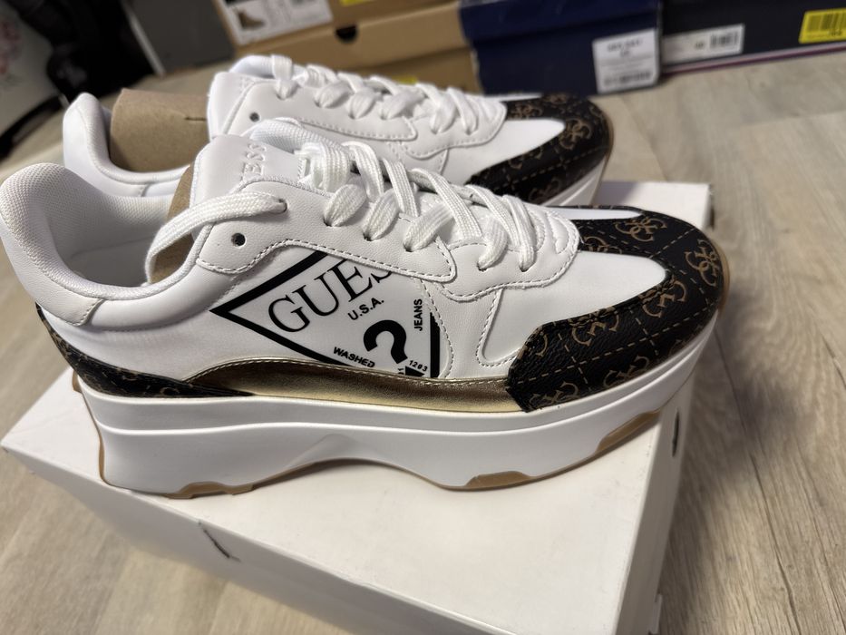 Guess Sneakers Calebb5 FLPCB5 FAL12 Alb