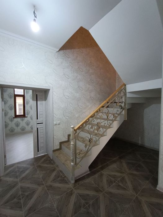 Евро дом.  двух этажный.5 комнат 2 СОТКИ ремонт под ключ. Кирпич.Новый