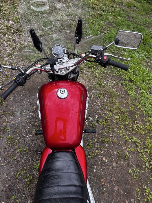 Suzuki gz 250 Y