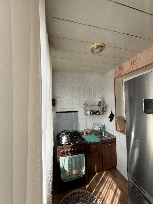 Продаётся 3х комнатная квартира переделанная в 4х комнатную!