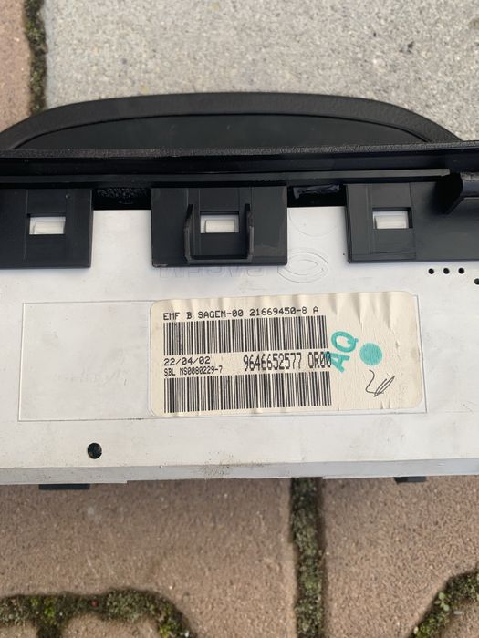 Дисплей часовник пежо 307 peugeot 307